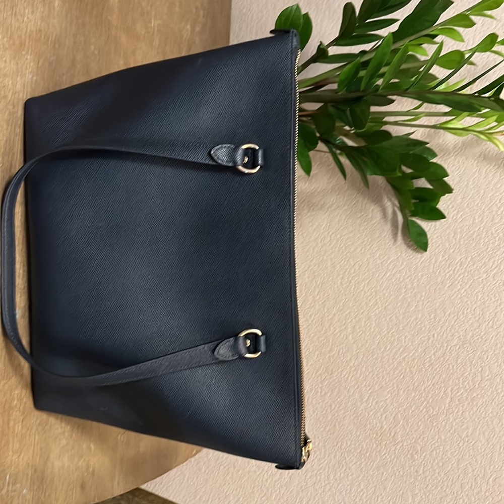 COACH Purse ✨ - Picture 4 of 6
